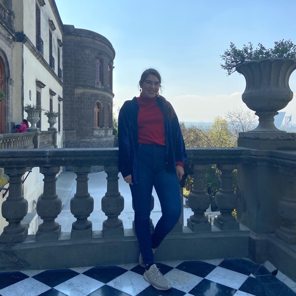 Meet your Posher, Jannia